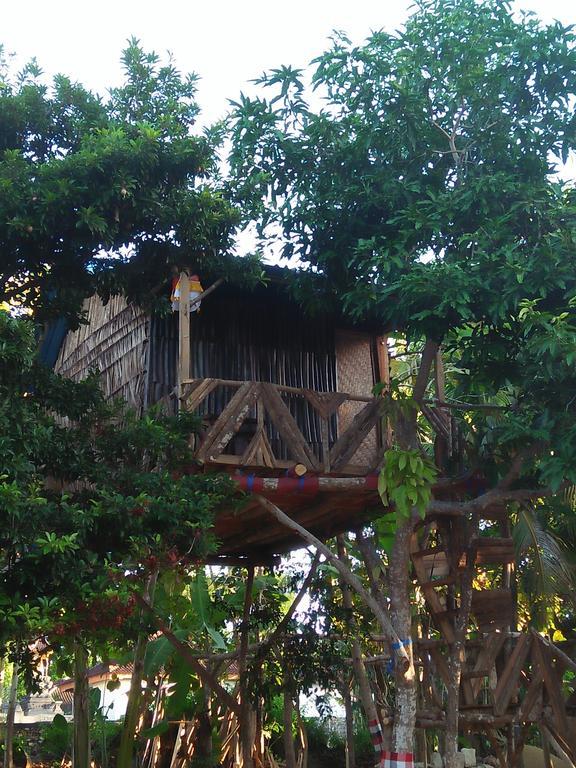 Nyuh Bengkok Tree House Hotel Batununggul Buitenkant foto